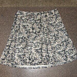 LIKE NEW Geometric Print Sz 12 Casual or Dress Lined Side Zip A-Line Skirt